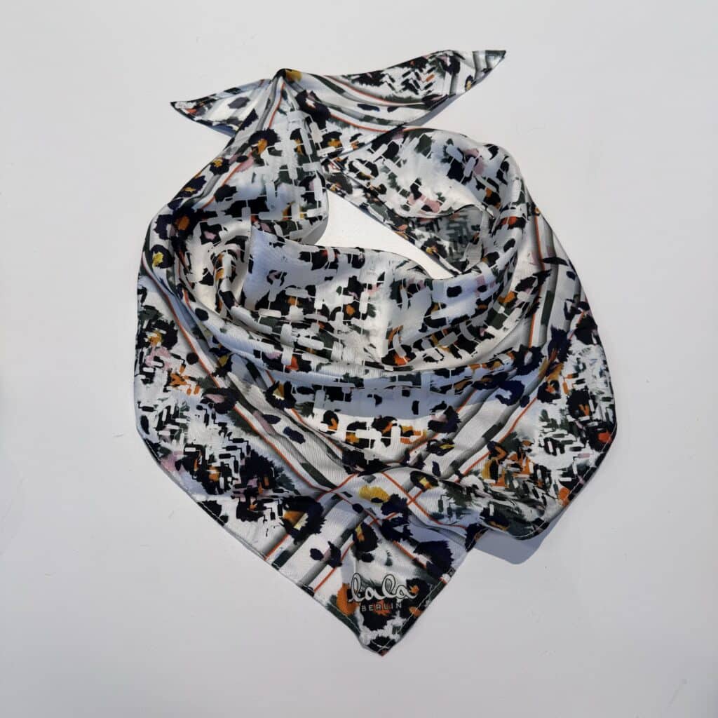 Lala Berlin Silk Triangle S Scarf 
