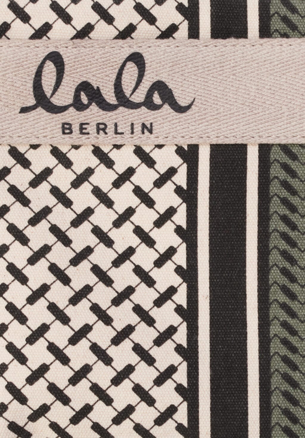 Lala Berlin Crossbody Cleo Olive x Matcha - Image 4