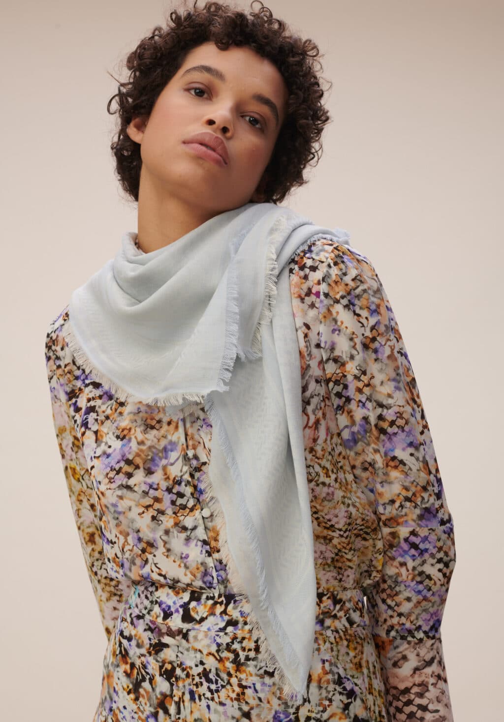 Lala Berlin Cube Amalis Ice Berg Scarf - Image 4