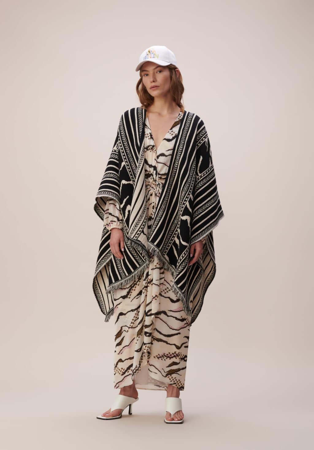 Lala Berlin Poncho Jean Striped Tiger Jacquard - Image 2