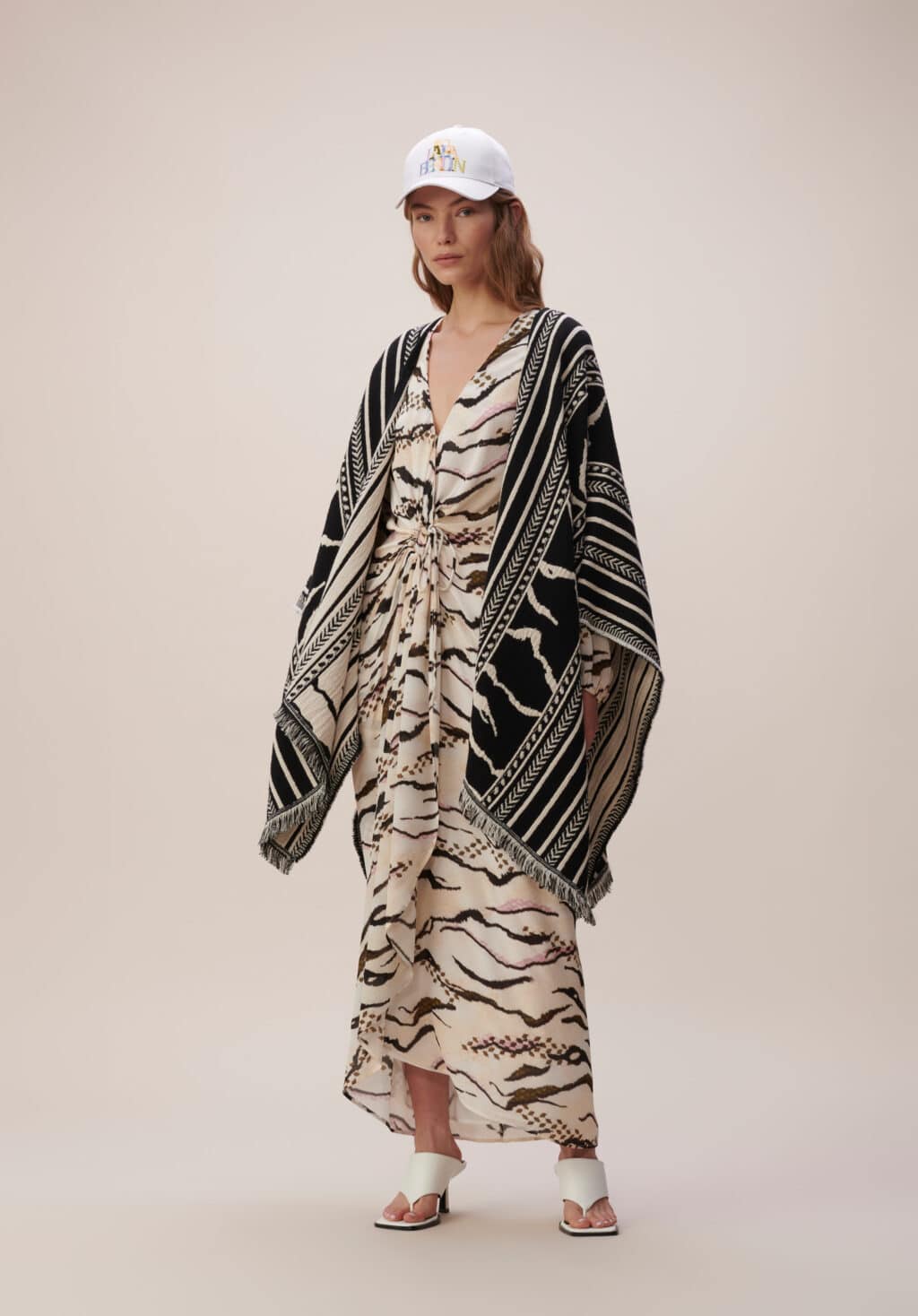 Lala Berlin Poncho Jean Striped Tiger Jacquard - Image 4